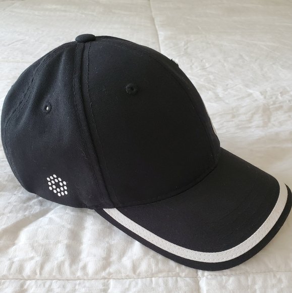 Puma hat - Picture 2 of 5